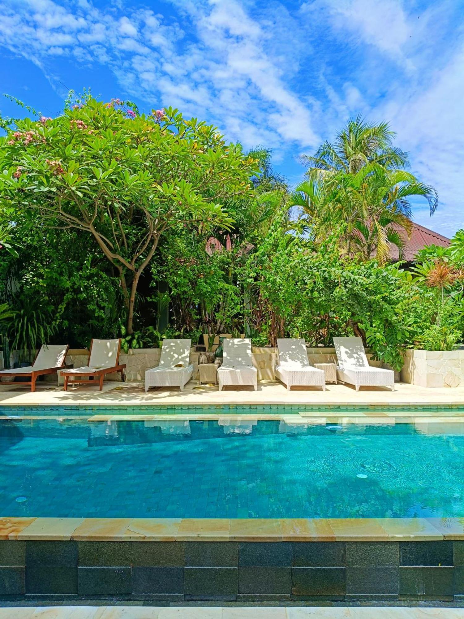 Bale Sampan Boutique Bungalows Гили Траванган Экстерьер фото