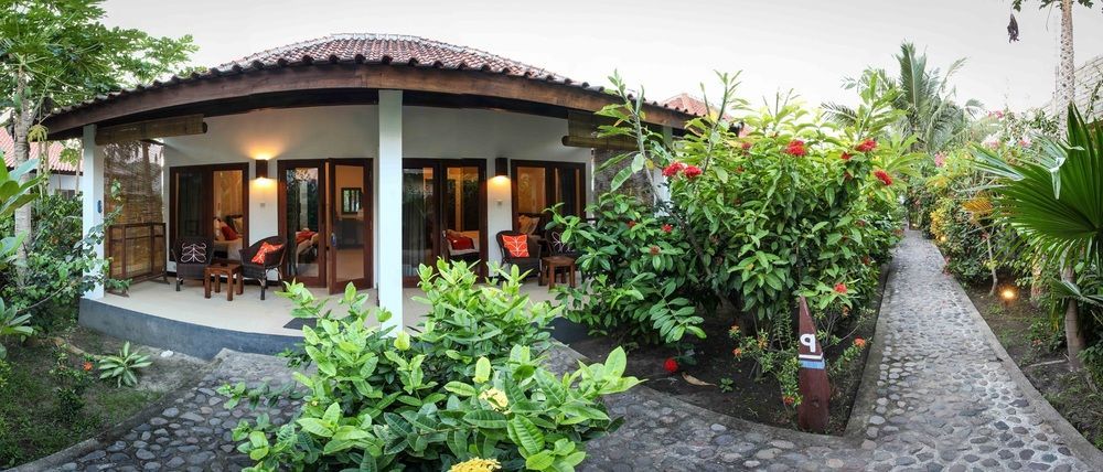 Bale Sampan Boutique Bungalows Гили Траванган Экстерьер фото