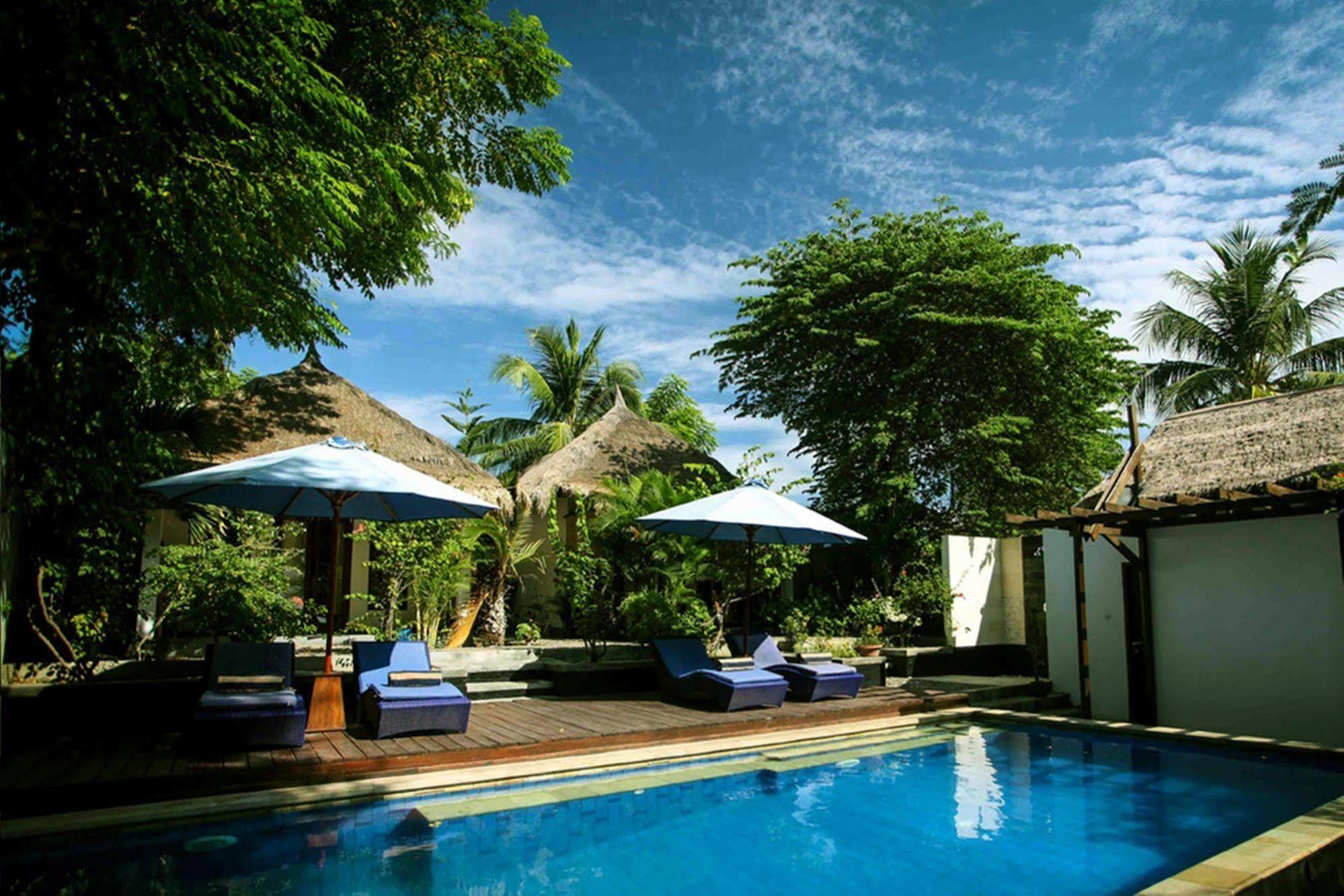 Bale Sampan Boutique Bungalows Гили Траванган Экстерьер фото